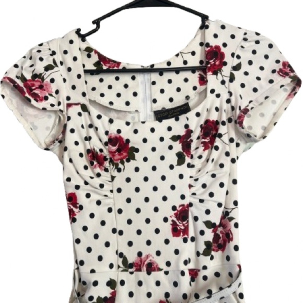 Vintage inspired retro pin up polka dot dress